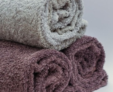 Flauschige Handtücher ganz ohne Weichspüler: So bleiben sie saugfähig und frisch