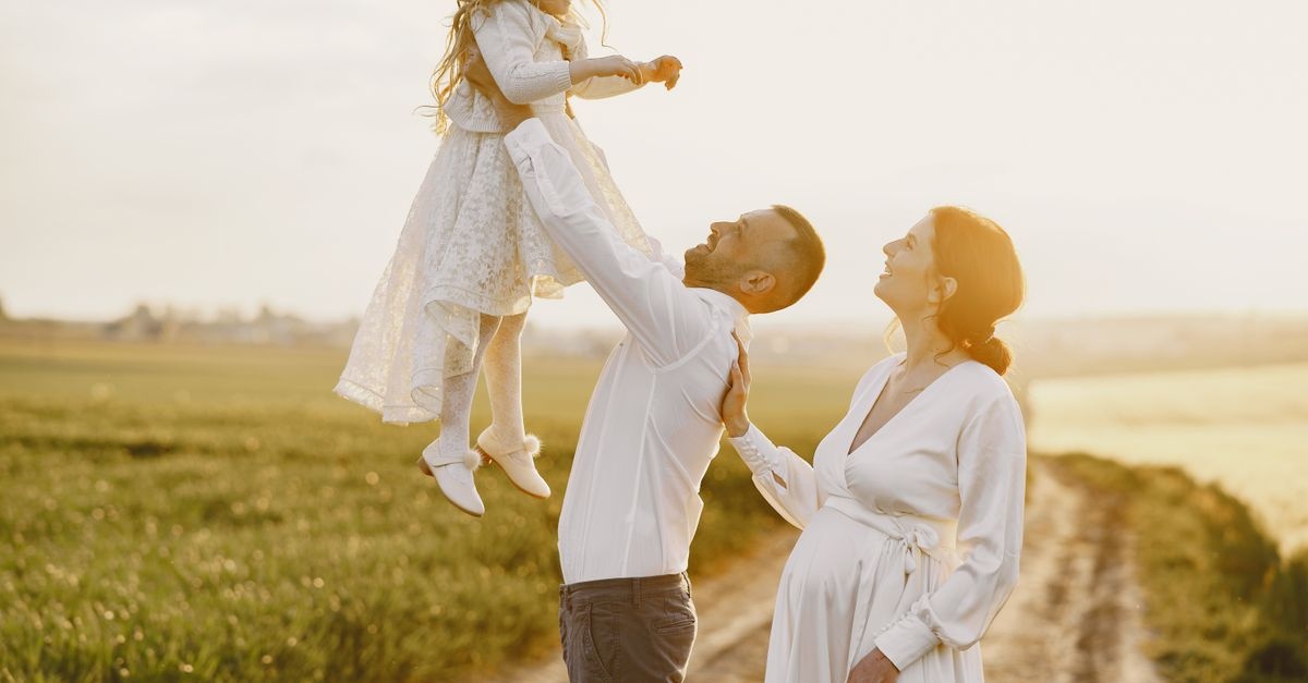 Neue Liebe, neues Familiengefühl: So stellst du deinem Kind den neuen Partner behutsam vor
