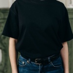 Die perfekte Proportion: So passt du die Shirtlänge ideal an die Bundhöhe an