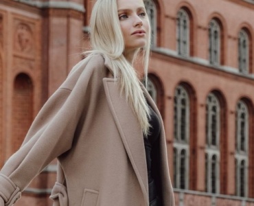 Maxirock stylen: Diese Mäntel machen deinen Look sofort elegant